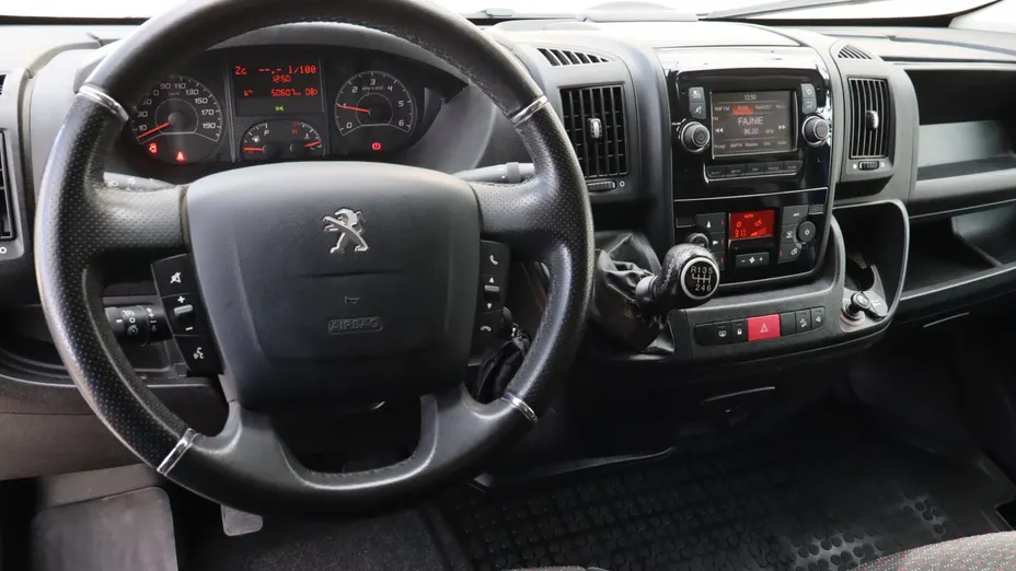 Peugeot Boxer -