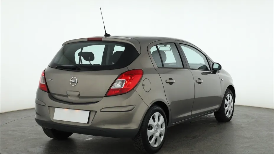 Opel Corsa -