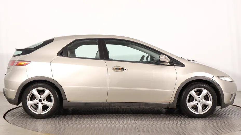Honda Civic -