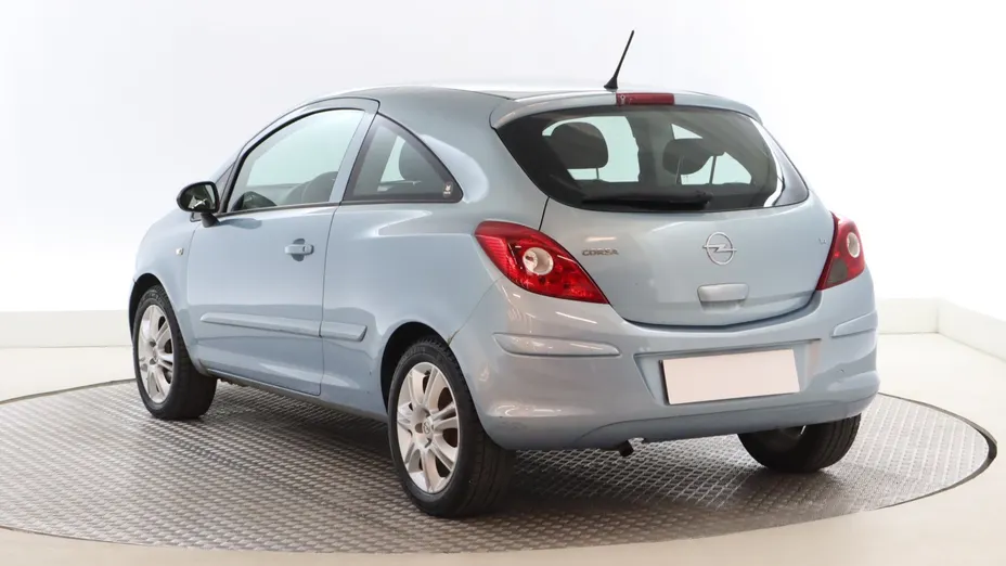 Opel Corsa -