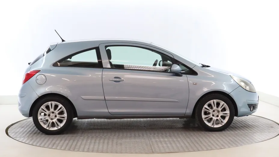 Opel Corsa -