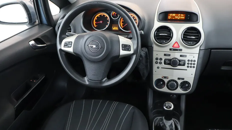 Opel Corsa -
