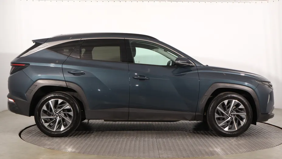 Hyundai Tucson -