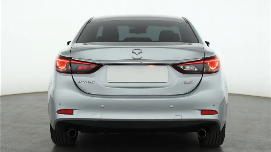 Mazda 6 -