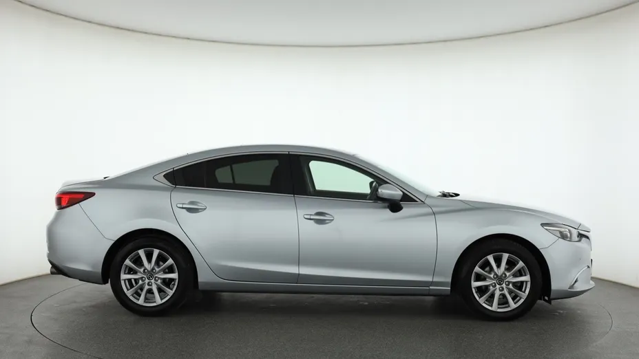Mazda 6 -