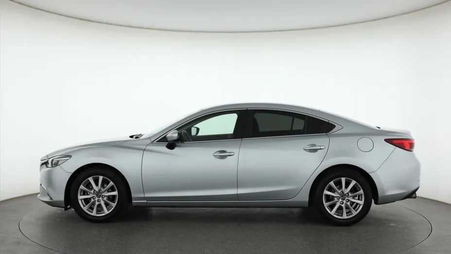 Mazda 6 -