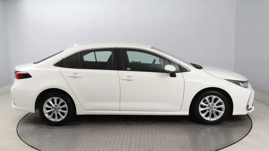 Toyota Corolla -