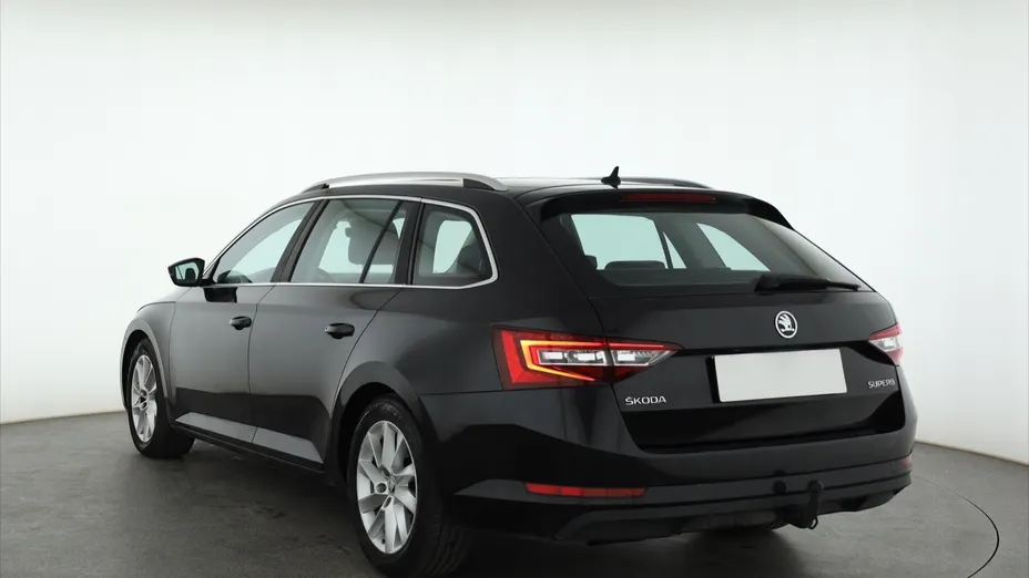 Skoda Superb -