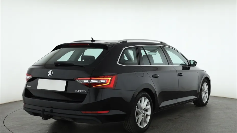 Skoda Superb -