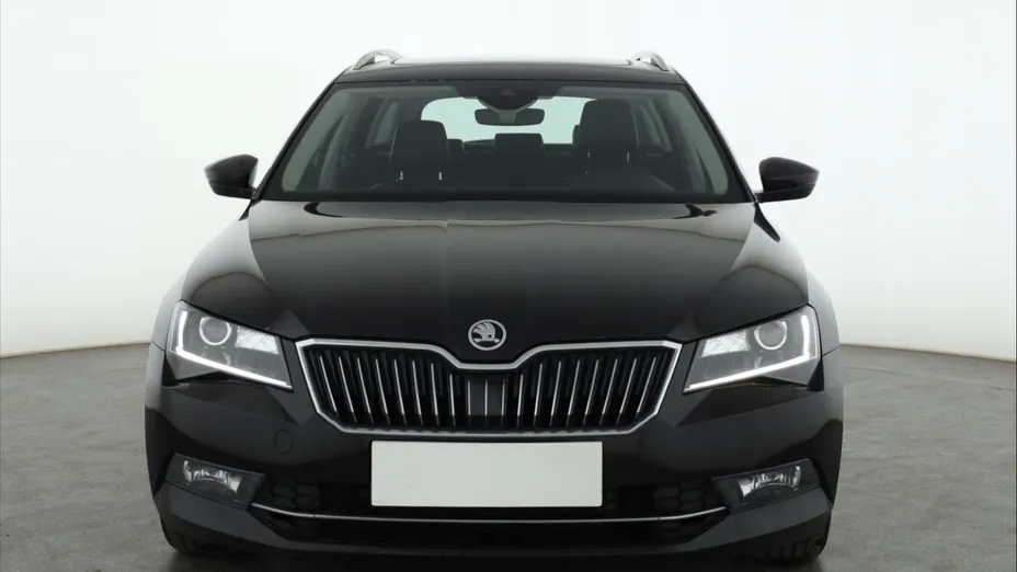 Skoda Superb -