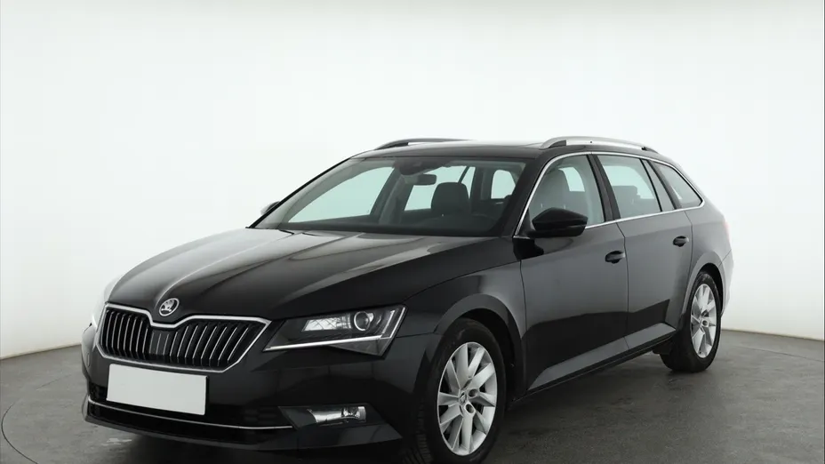 Skoda Superb -