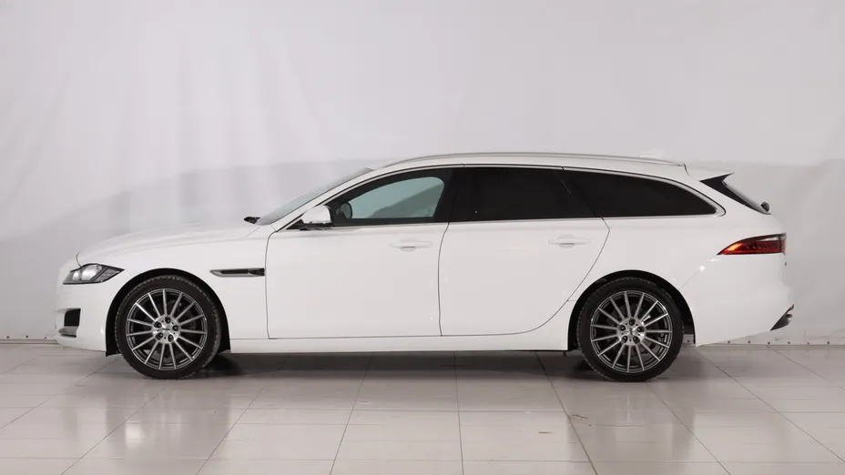 Jaguar XF -