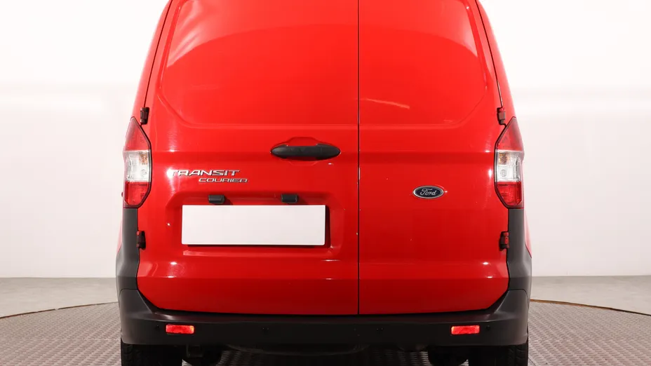 Ford Transit Courier -