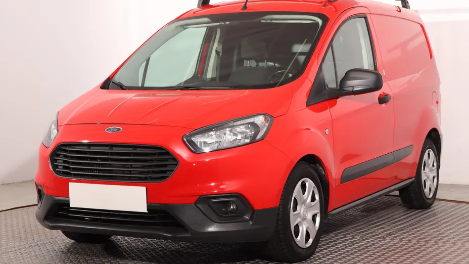 Ford Transit Courier -