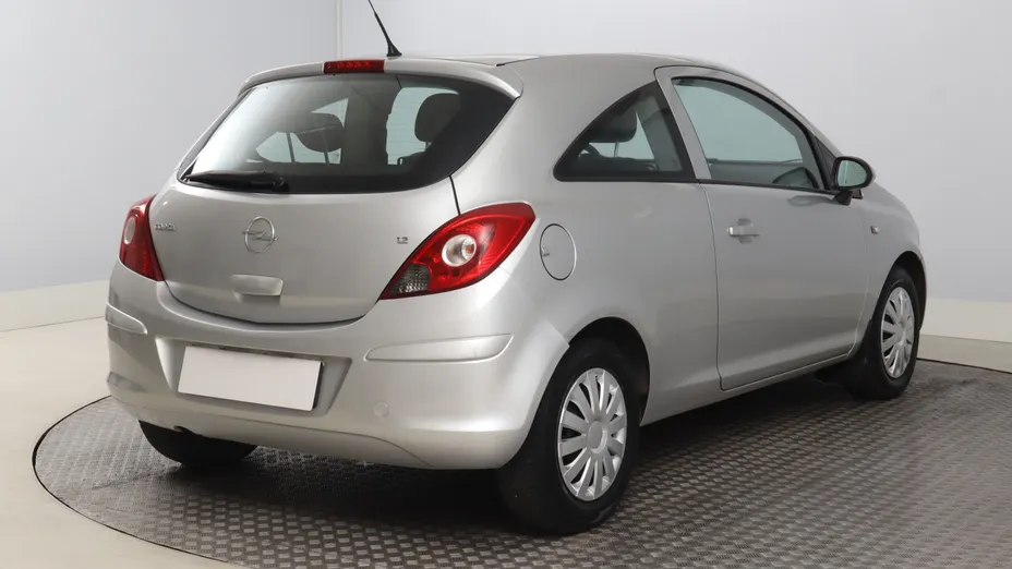 Opel Corsa -