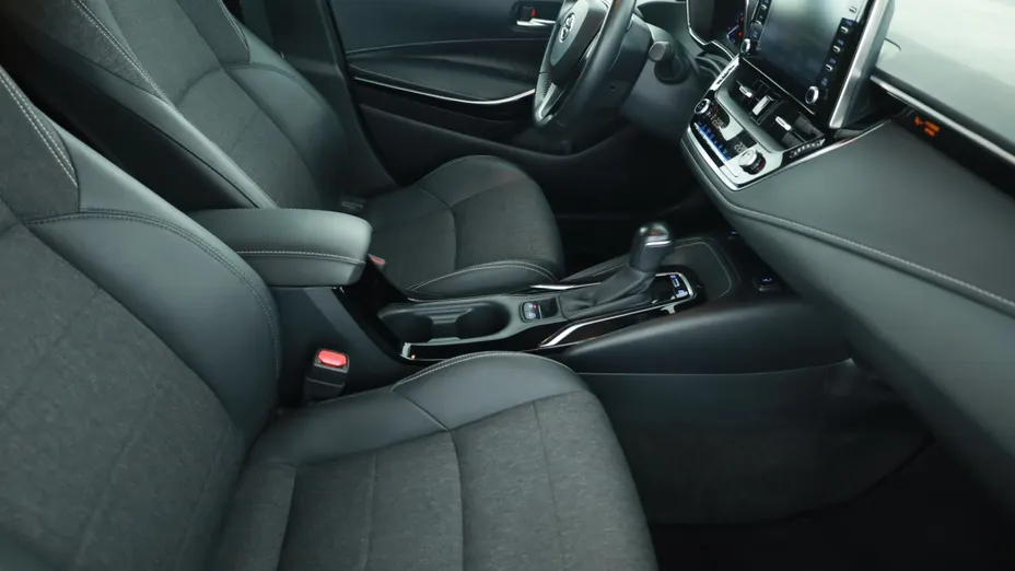 Toyota Corolla -