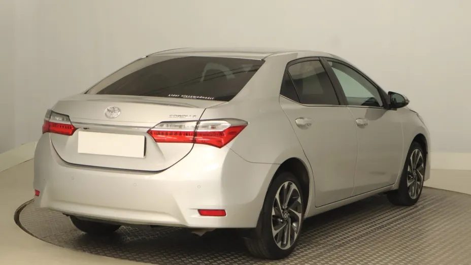 Toyota Corolla -