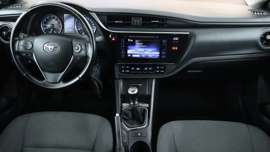 Toyota Corolla -