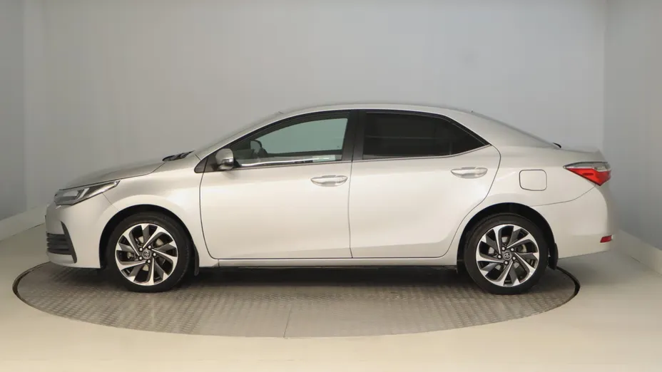 Toyota Corolla -