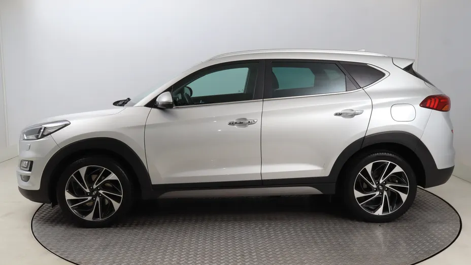 Hyundai Tucson -