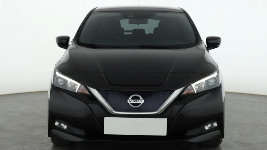 Nissan Leaf -