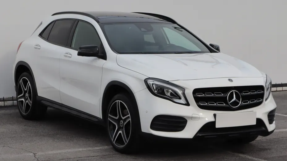 Mercedes GLA -