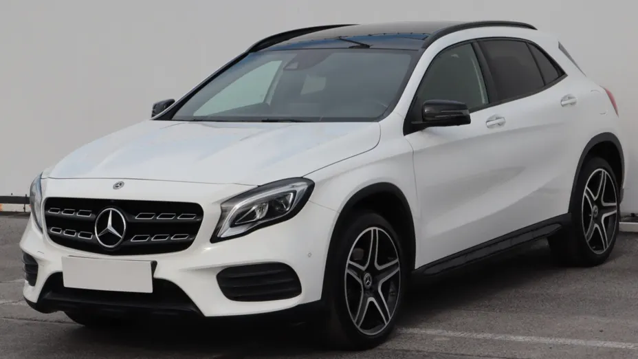 Mercedes GLA -