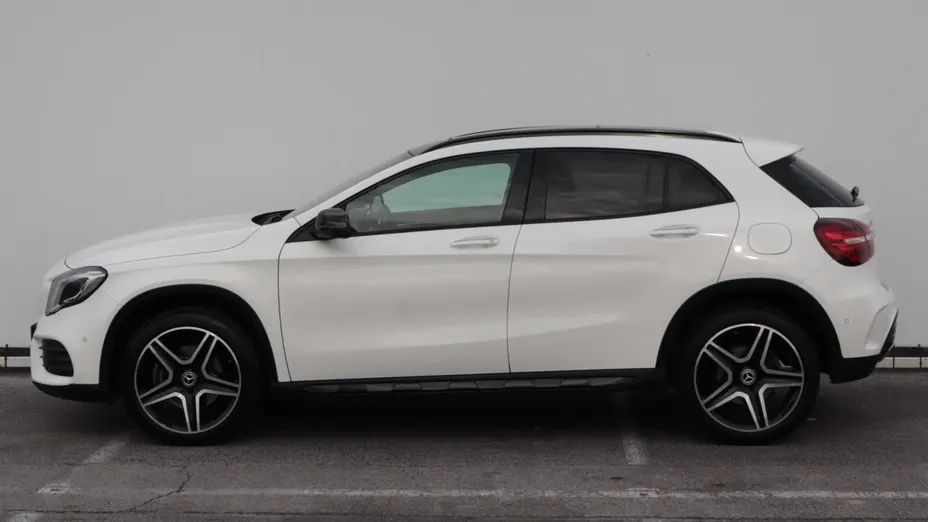 Mercedes GLA -