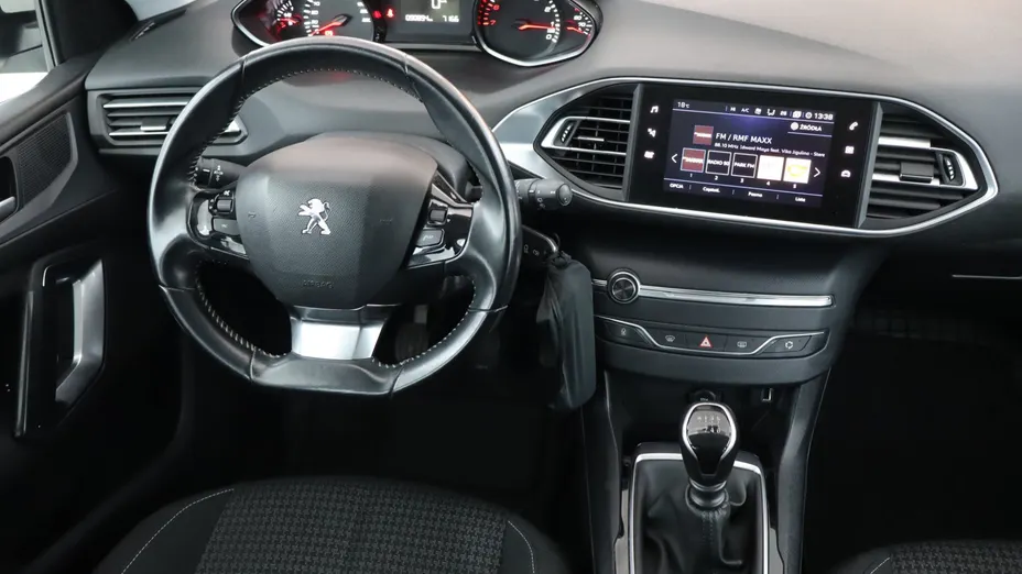 Peugeot 308 -