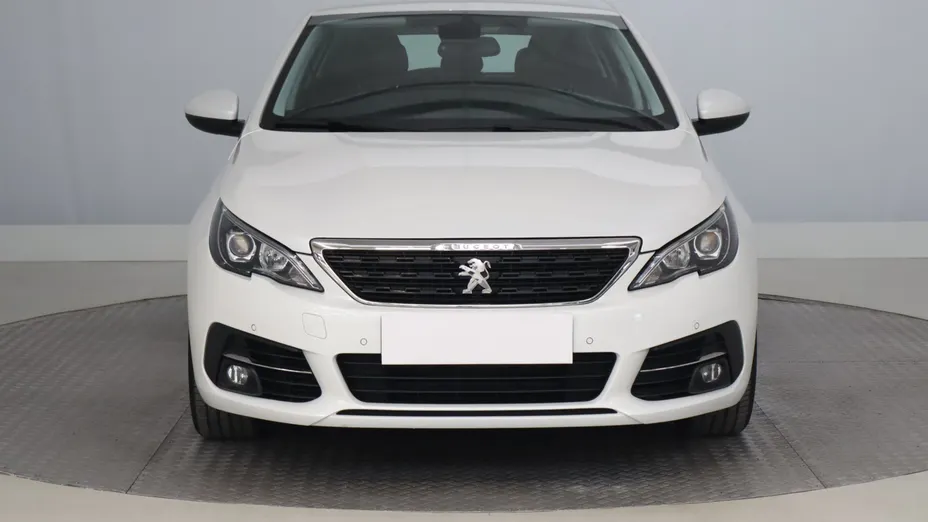 Peugeot 308 -