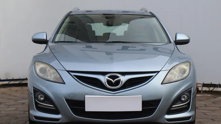 Mazda 6 -