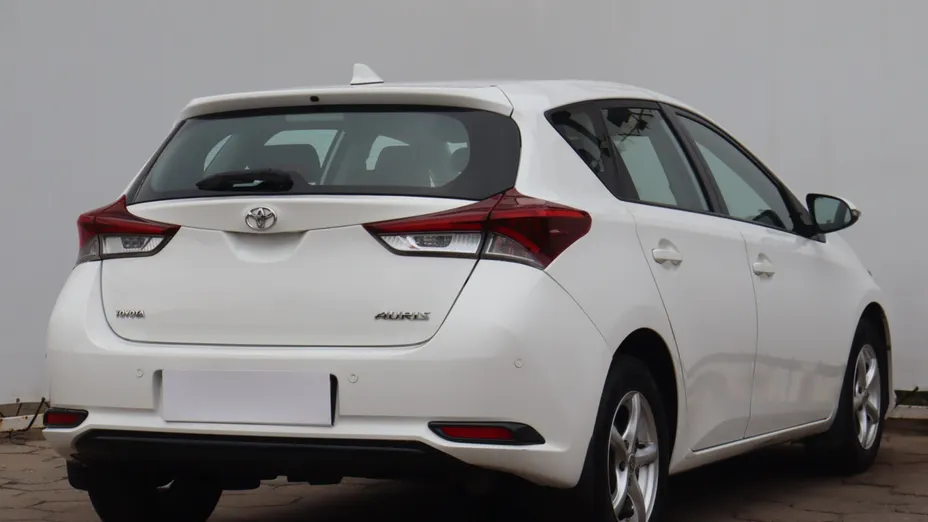 Toyota Auris -