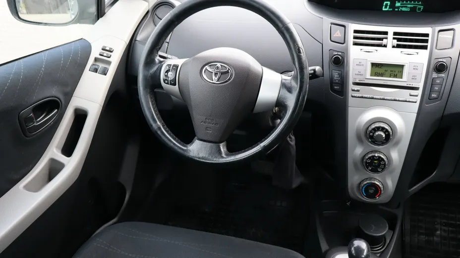 Toyota Yaris -