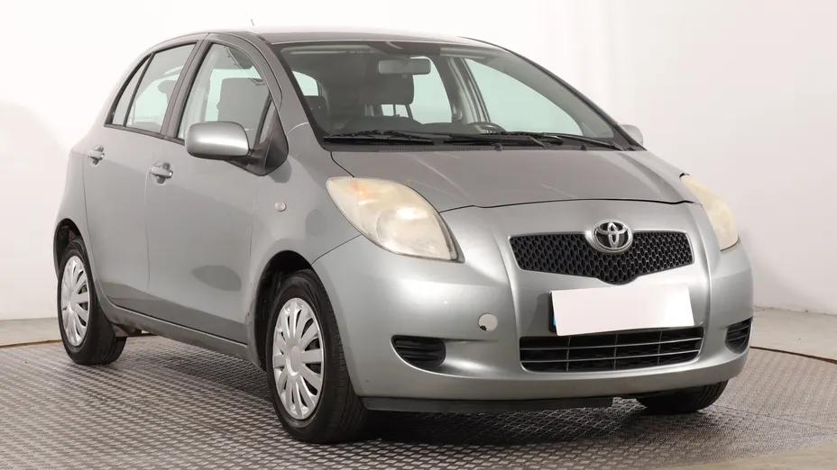 Toyota Yaris -
