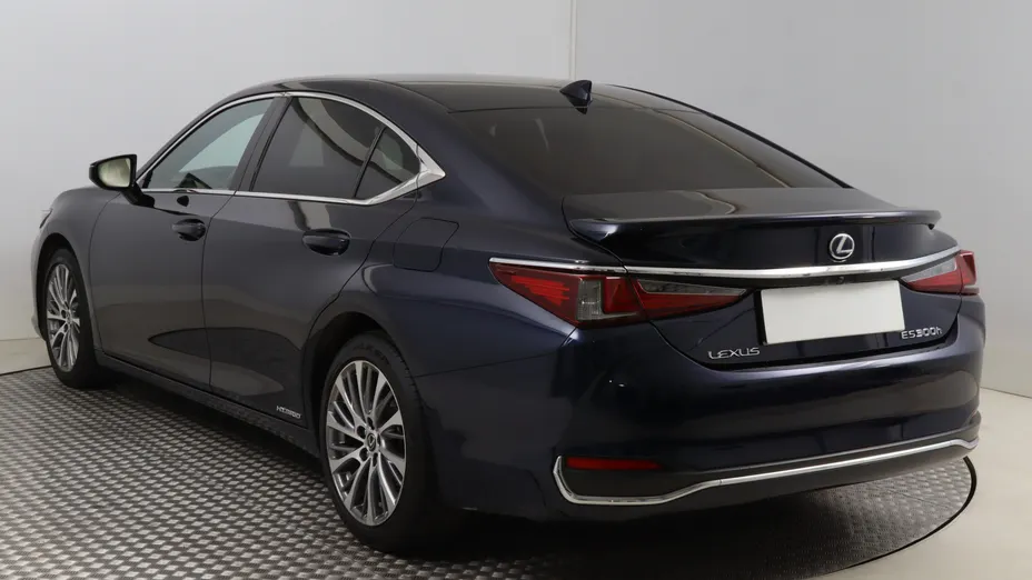 Lexus ES -