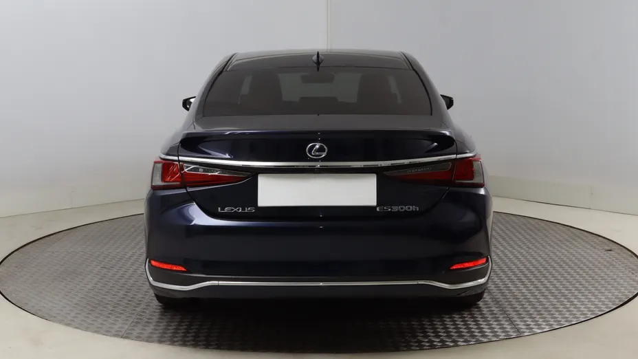 Lexus ES -