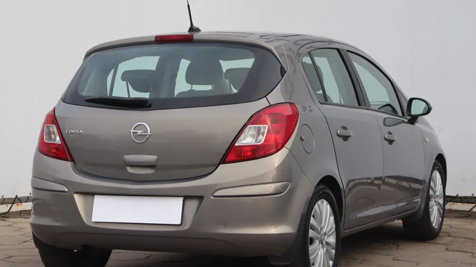 Opel Corsa -