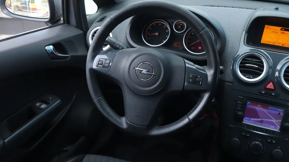 Opel Corsa -