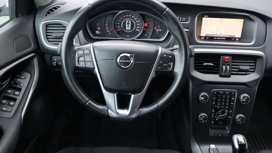 Volvo V40 -