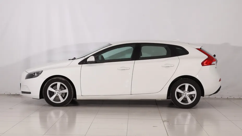 Volvo V40 -