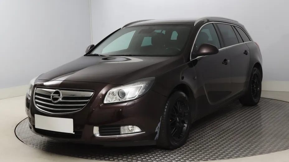 Opel Insignia -