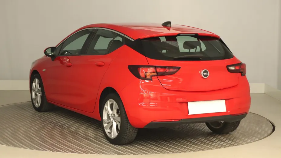 Opel Astra -