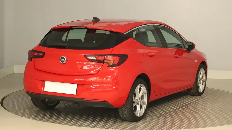Opel Astra -