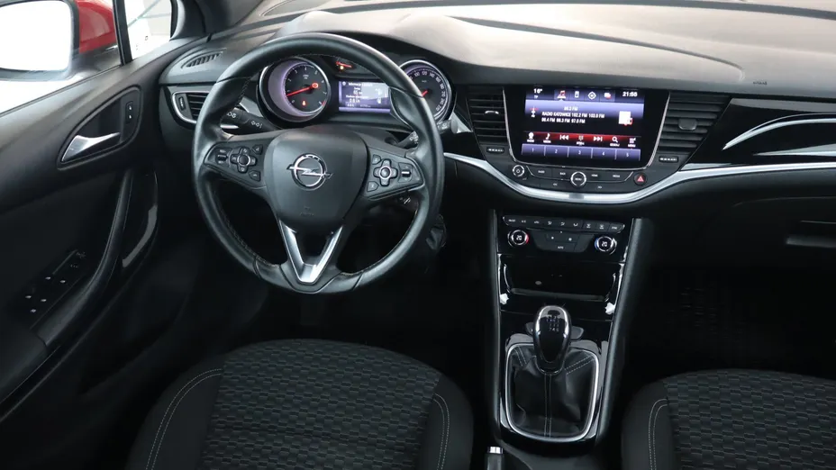 Opel Astra -