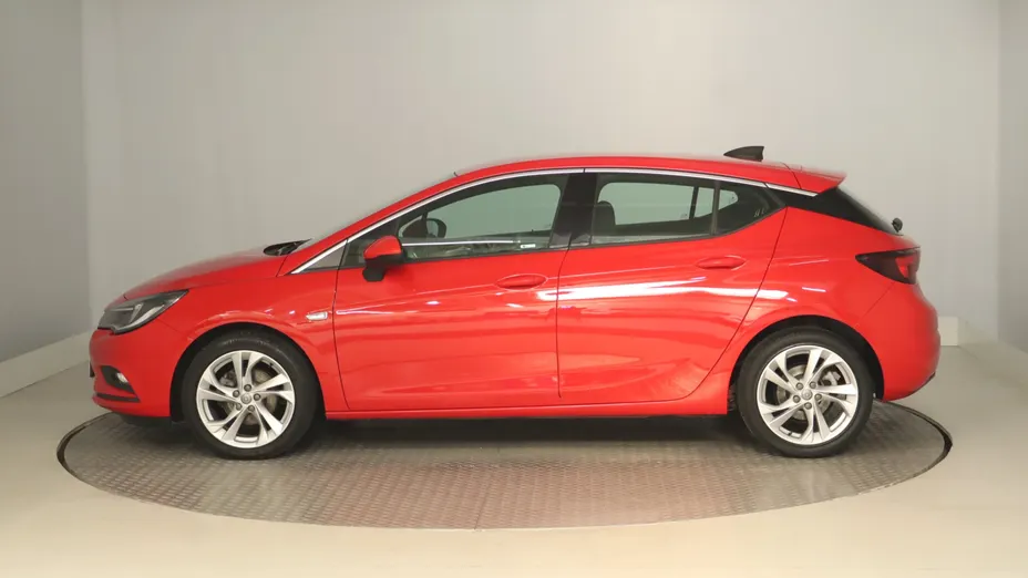 Opel Astra -