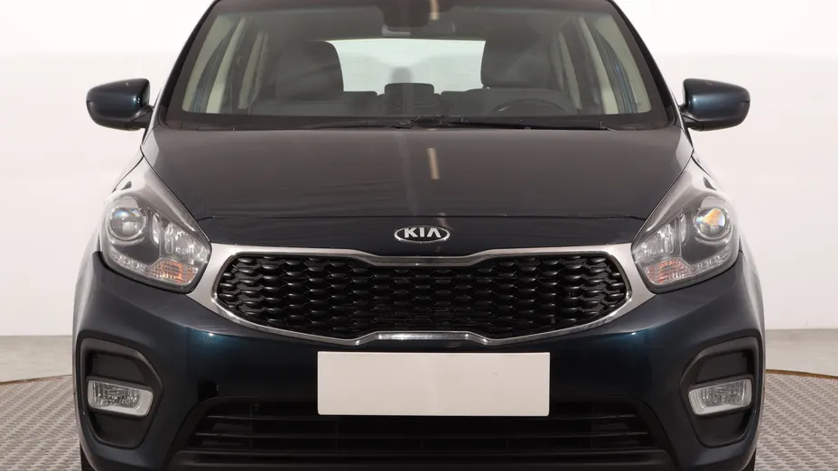 Kia Carens -