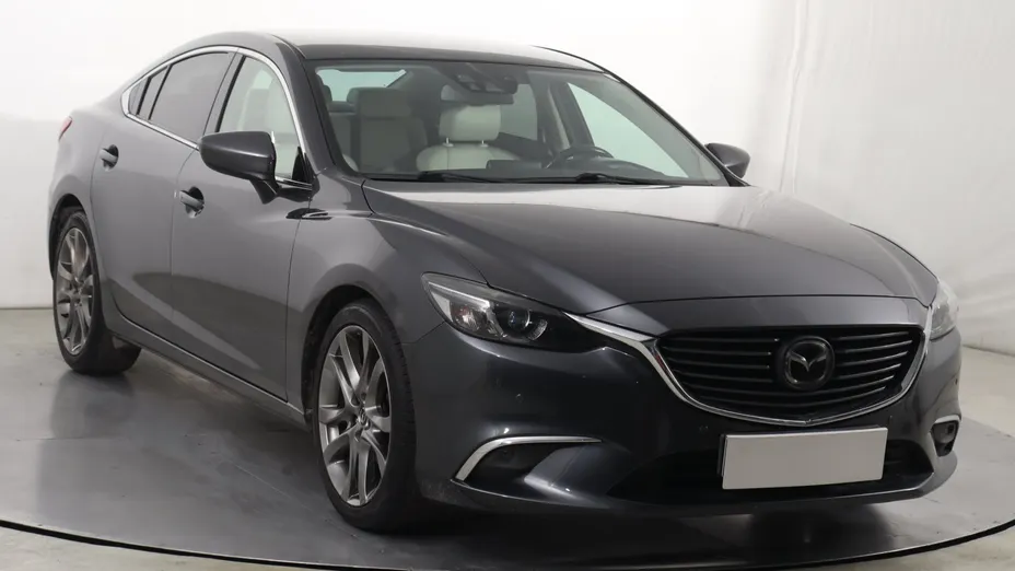 Mazda 6 -