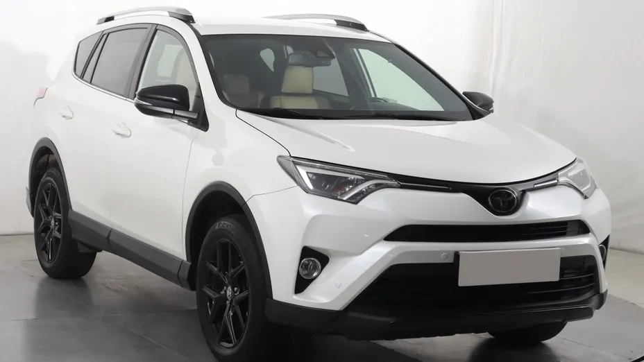 Toyota RAV4 -