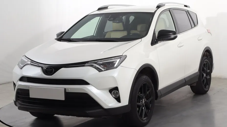 Toyota RAV4 -