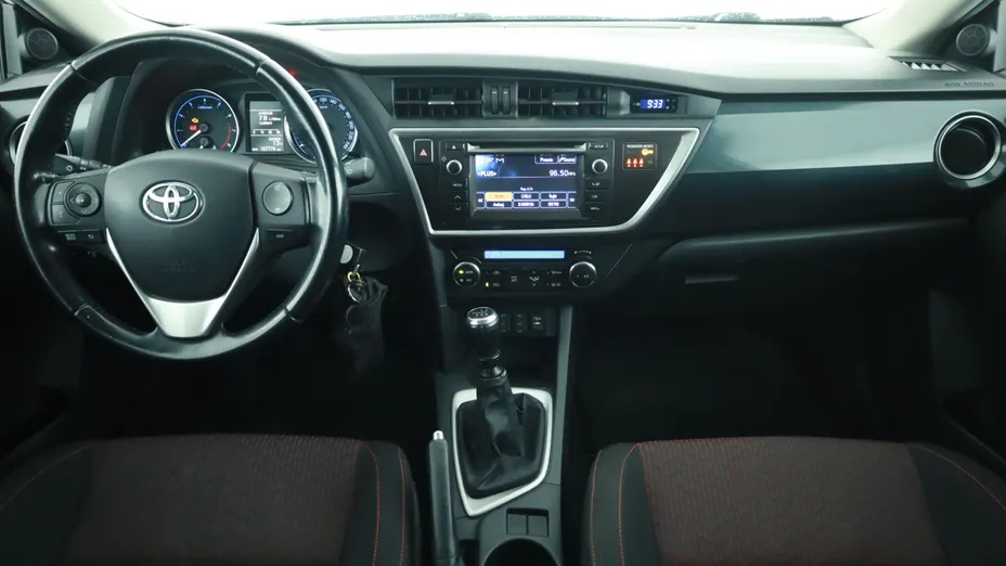 Toyota Auris -